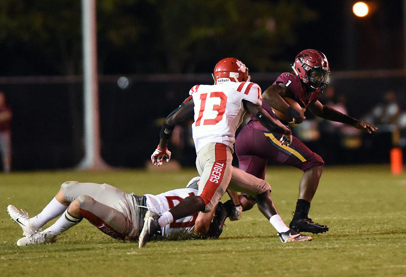 Dothan High Wolves vs Eufaula football